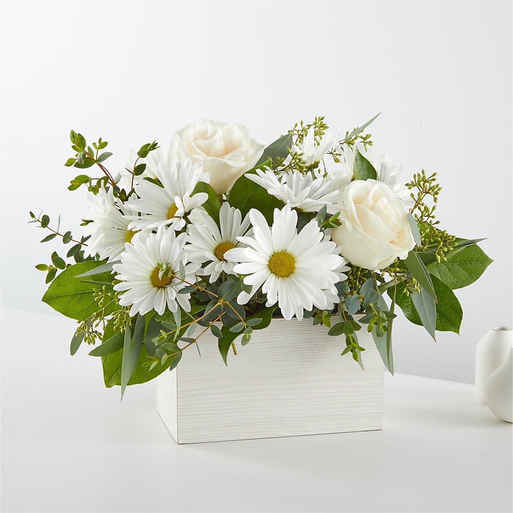 Fresh Linen Box Bouquet – A Flower Matters, Dallas TX