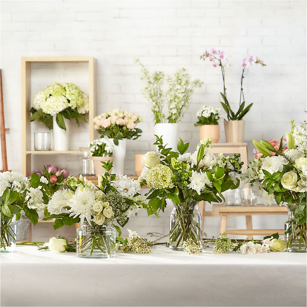 Classic Ivory – A Florist Original – A Flower Matters, Dallas TX