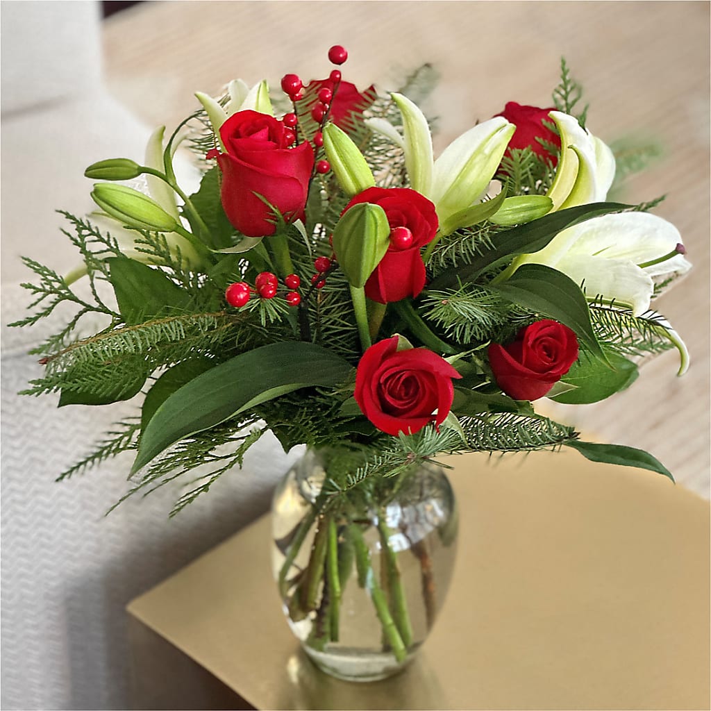 Sparkling Snowflakes Bouquet –  A Flower Matters, Dallas TX