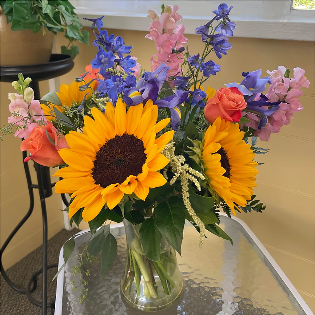 Rays of Life Bouquet –  A Flower Matters, Dallas TX