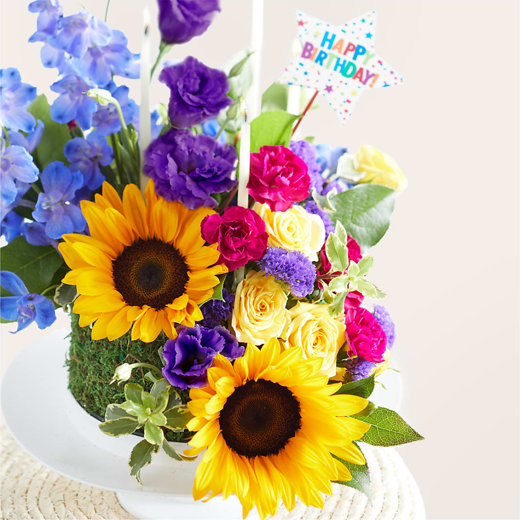Star of the Day Floral Cake –  A Flower Matters, Dallas TX